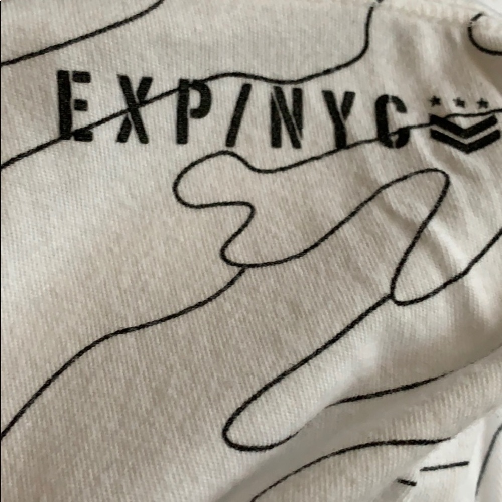 Express - Picture 6 of 6